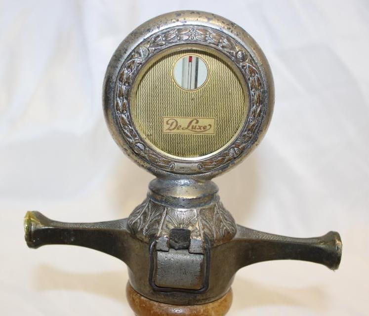 De Luxe Boyce Moto Meter Radiator Mascot (1 of 4)