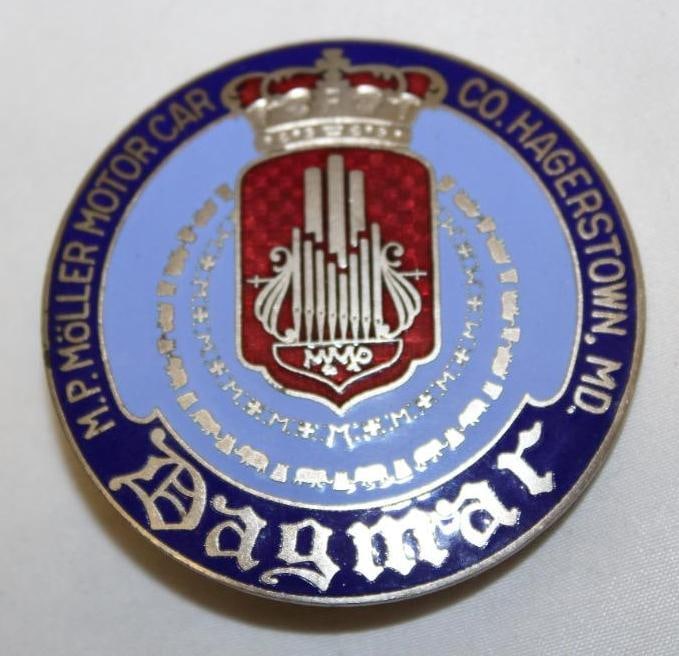 1924-1926 Dagmar Radiator Emblem Badge (1 of 2)