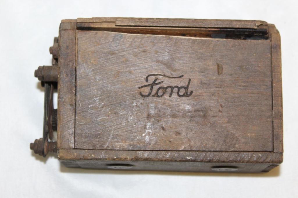Early Ford Motor Car Co Model T Wooden Ignition Coil (1 of 4)