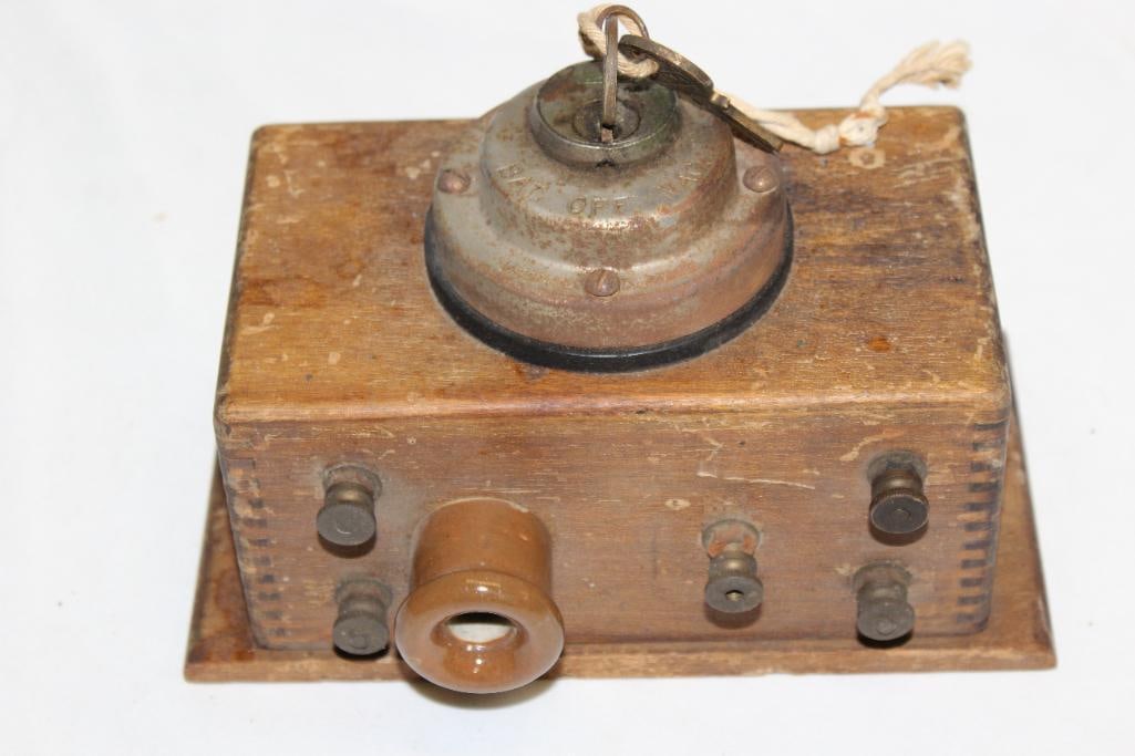 Jefferson Electric Co Automobile Wooden Coil Box (1 of 4)