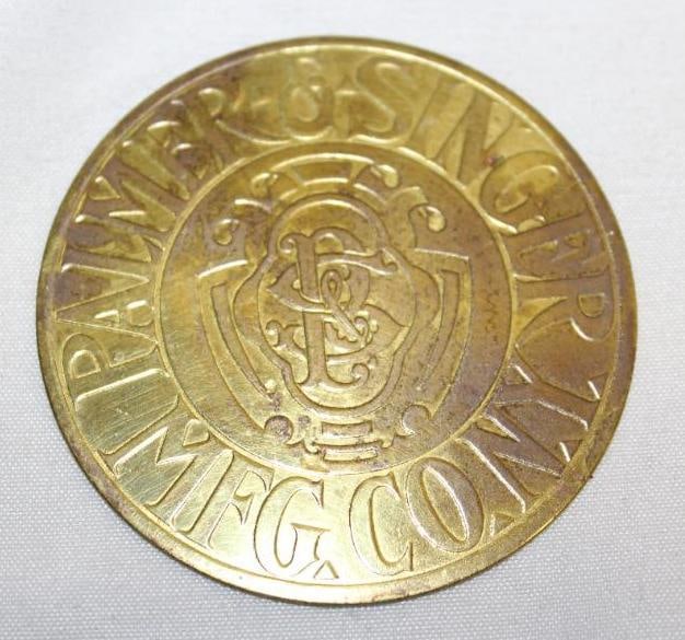 1910-1914 Palmer Singer Brass Hubcap Emblem Badge (1 of 2)