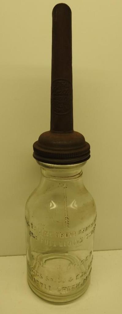 The Wonder Quart Oil Bottle (1 of 4)