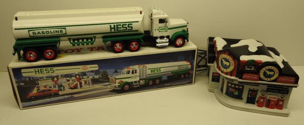 Hess Toy Tankar Truck and Coca-Cola Gas Station (1 of 4)