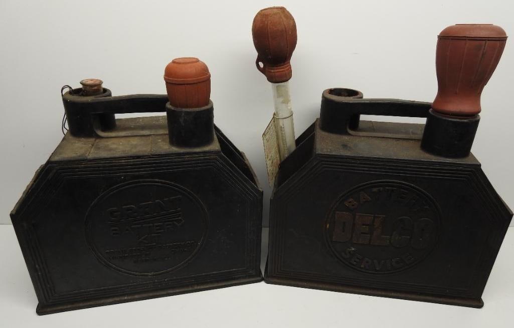 Delco and Grant Battery Service Kit Displays (1 of 6)