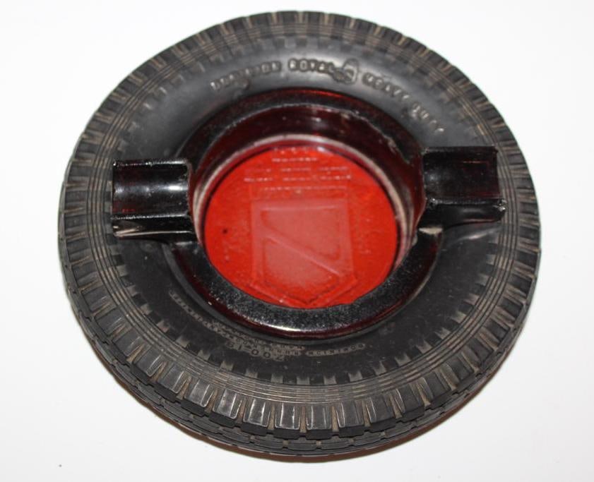 Dominion Royal Advertising Tire Ashtray w/ Amber Glass: 6.5" diameter w/ cigar rests