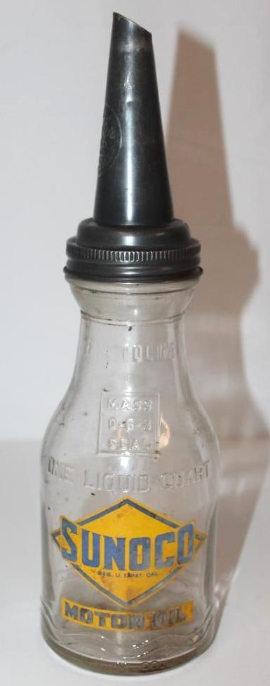 Sunoco One Quart Motor Oil Bottle with Spout (1 of 7)
