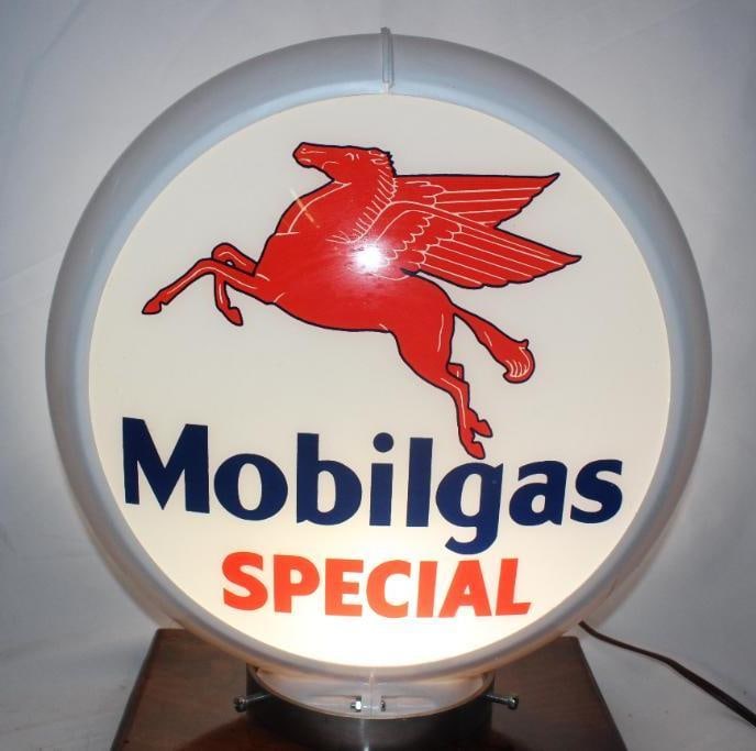 Reproduction Mobil Gas Special 13.5" Gas Pump Globe (1 of 4)