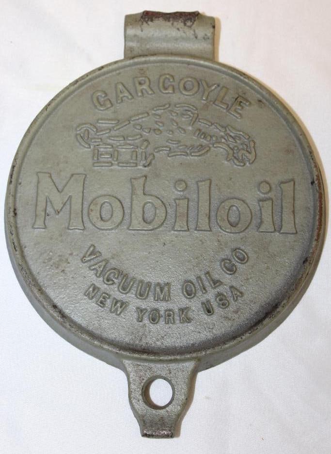 Embossed Gargoyle Mobiloil Oil Lubester Lid Auction