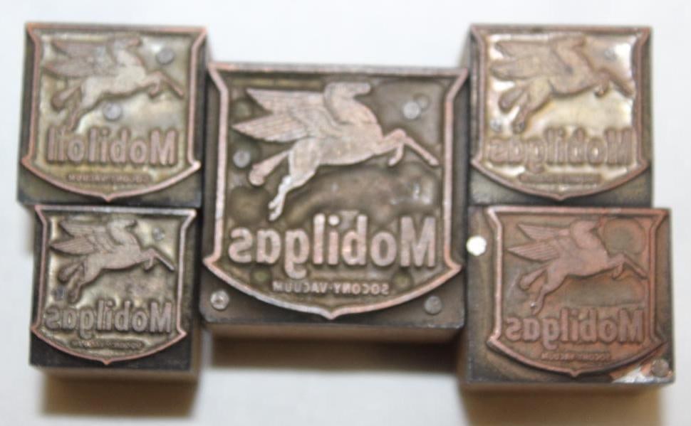 Group of 5 Mobiloil Pegasus Advertising Printer Blocks (1 of 5)