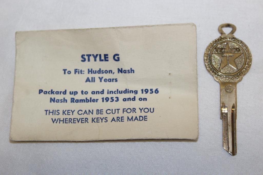 NOS Texaco, Packard, Nash Automobile Key: with original envelope, 3.5" x 2.25"