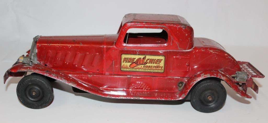 Texaco Fire Chief Siren Coupe Friction Drive Car (1 of 10)