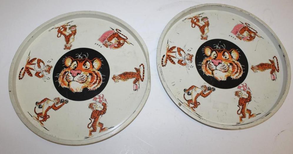 Group of Two Esso Tiger Advertising Serving Trays (1 of 4)