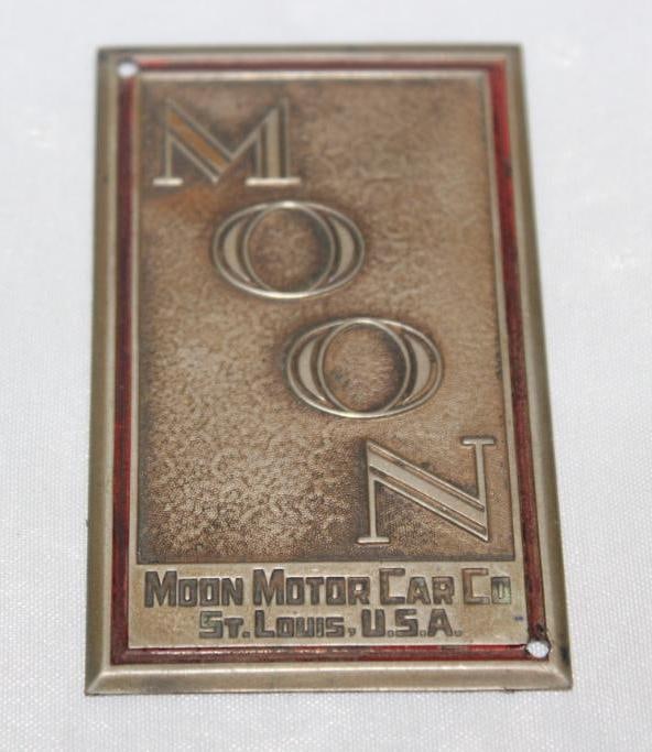 1925-1928 Moon Motor Car Co Radiator Emblem Badge (1 of 2)