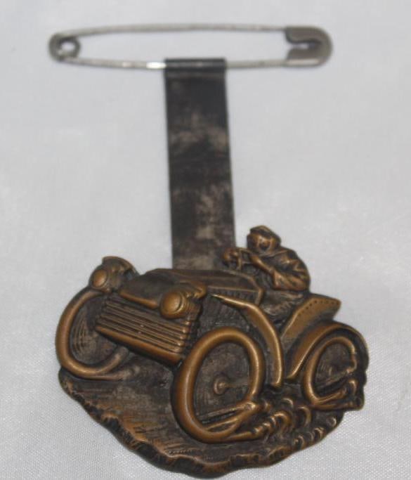 Early 1900's Figural Automotive Pin Badge (1 of 3)