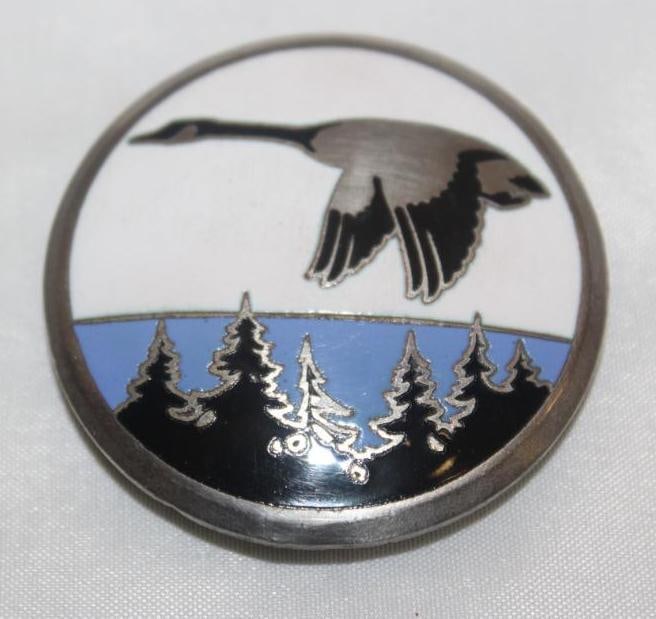 1923-1927 Wills Sainte Claire Radiator Emblem Badge: 2" diameter, cloisonne