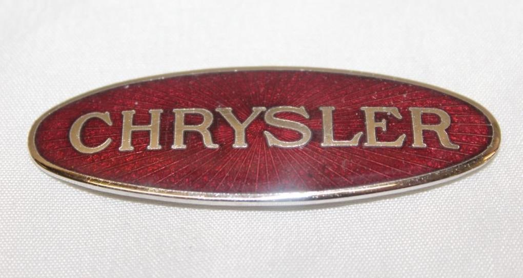 1932-1934 Chrysler Motor Car Co Wheel Cover Emblem Badge: 2.5" x 1", cloisonne