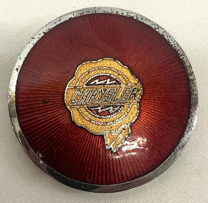 1939 Chrysler Imperial New Yorker Horn Button Emblem Badge (1 of 2)