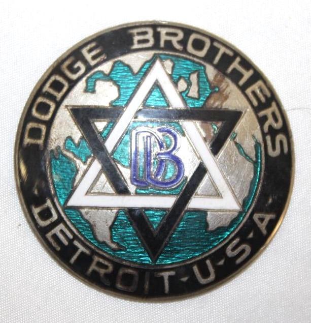1914-1916 Dodge Brothers Radiator Emblem Badge (1 of 2)