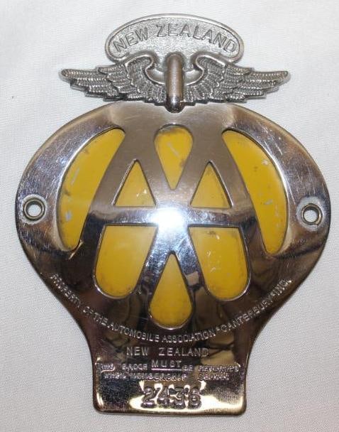 AA Automobile Association New Zealand Radiator Emblem Badge: 3.75" x 5"