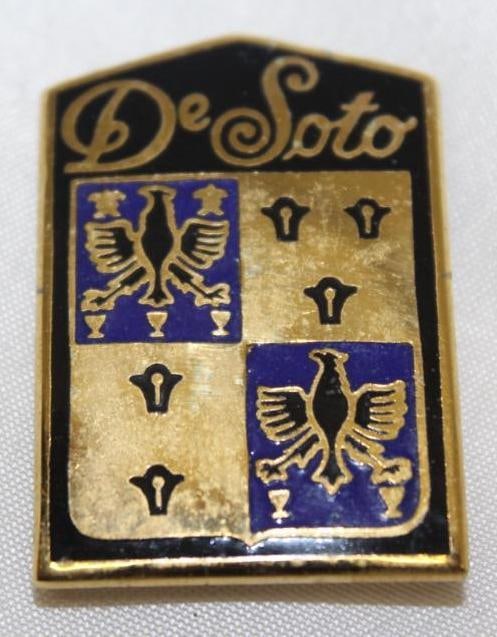 1928-1930 Chrysler DeSoto Radiator Emblem Badge (1 of 2)