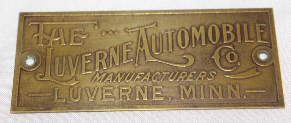 1904-1906 Luverne Automobile Co Brass Emblem Badge (1 of 2)