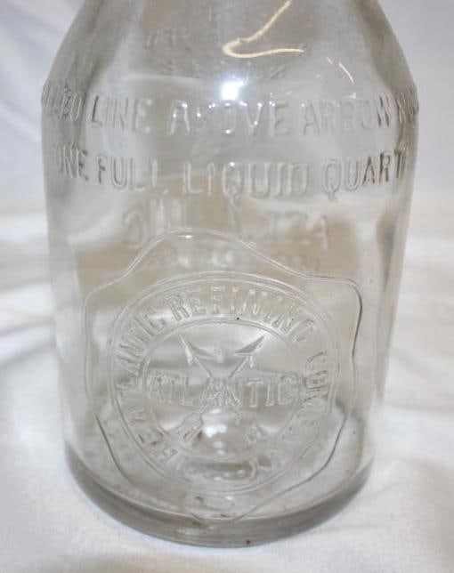 Embossed Atlantic Refining Company 1 Quart Oil Bottle (1 of 4)