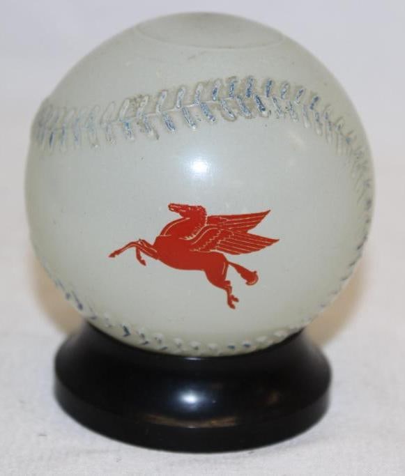 Mobiloil Pittsburgh Pirates Figural Baseball Coin Bank: 3.25" x 3" x 3"