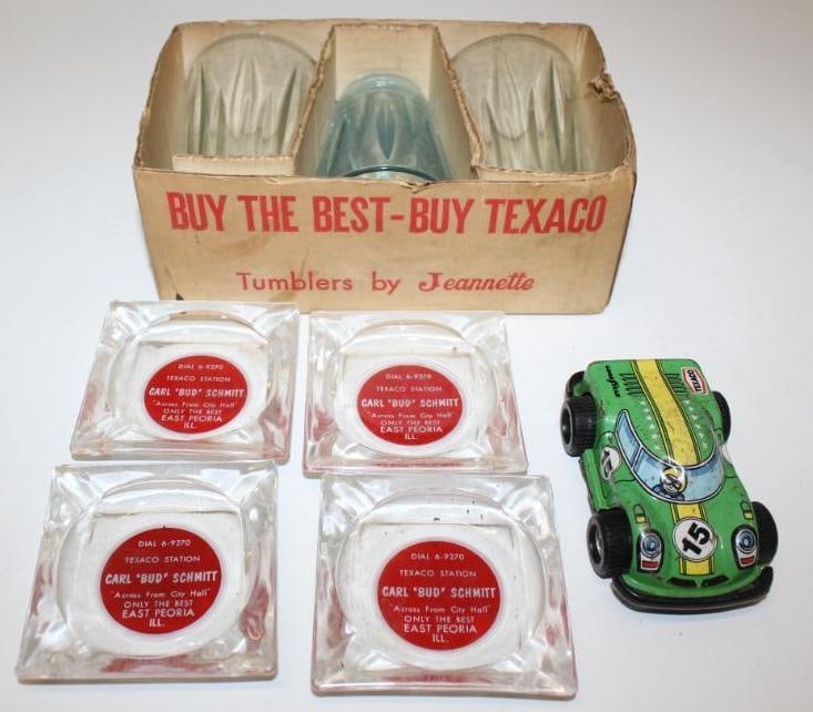Large Group of Texaco Oil Co Advertising Items (1 of 5)