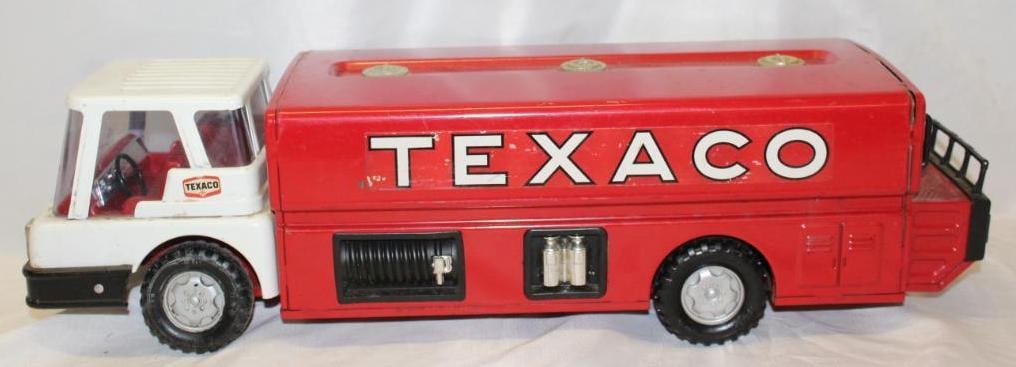 Texaco Advertising Tanker Truck by B&B: 23" x 7" x 6"