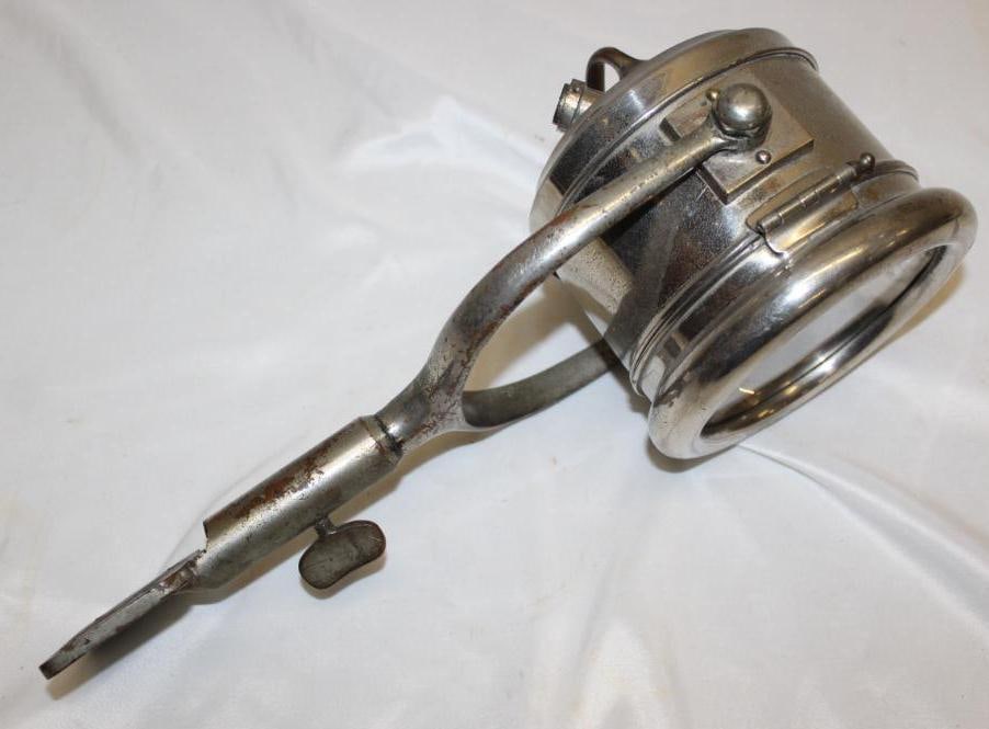 Early Automobile Drum Style Spot Light (1 of 5)