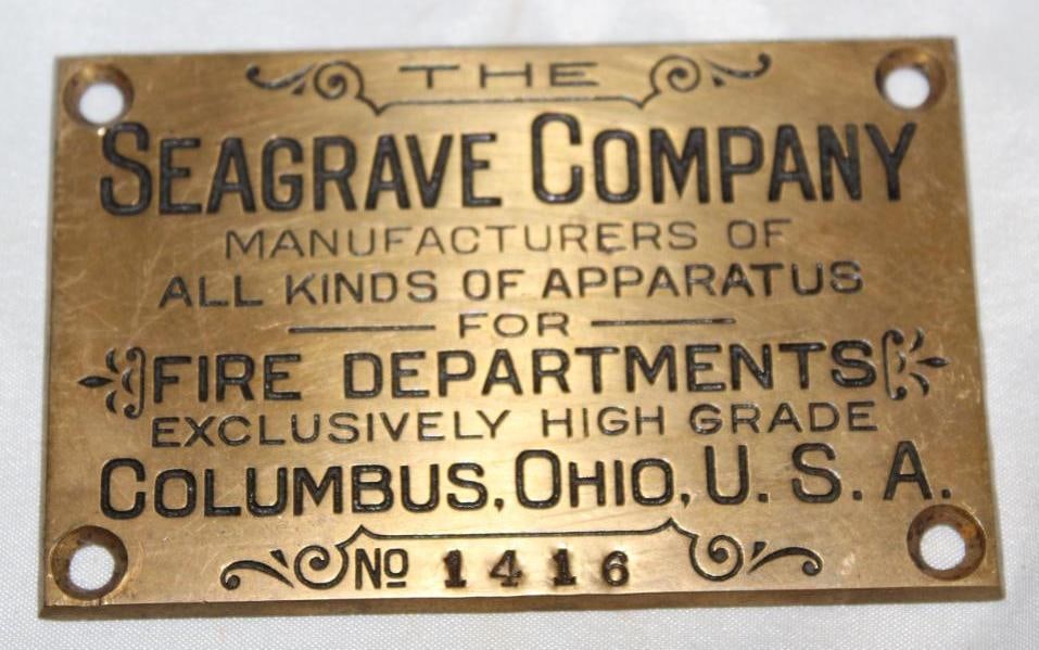 1905 Seagrave Co Firetruck Brass Serial Data Tag Emblem (1 of 2)