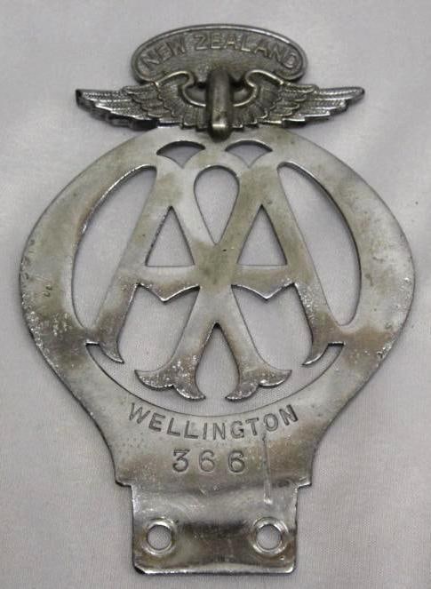 AA Automobile Association of New Zealand Wellington License Plate Topper: 5.5" x 3.75"