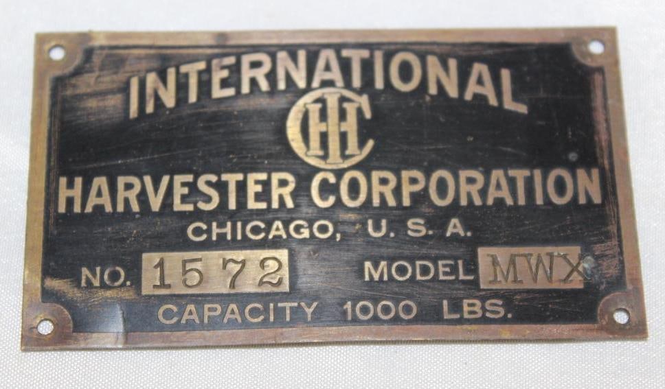 1909-1916 International Harvester Truck Model MWX Serial Data Tag Emblem (1 of 2)