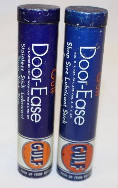 Group of 2 Gulf Oil Co Door Ease  Grease Tin Can (1 of 3)