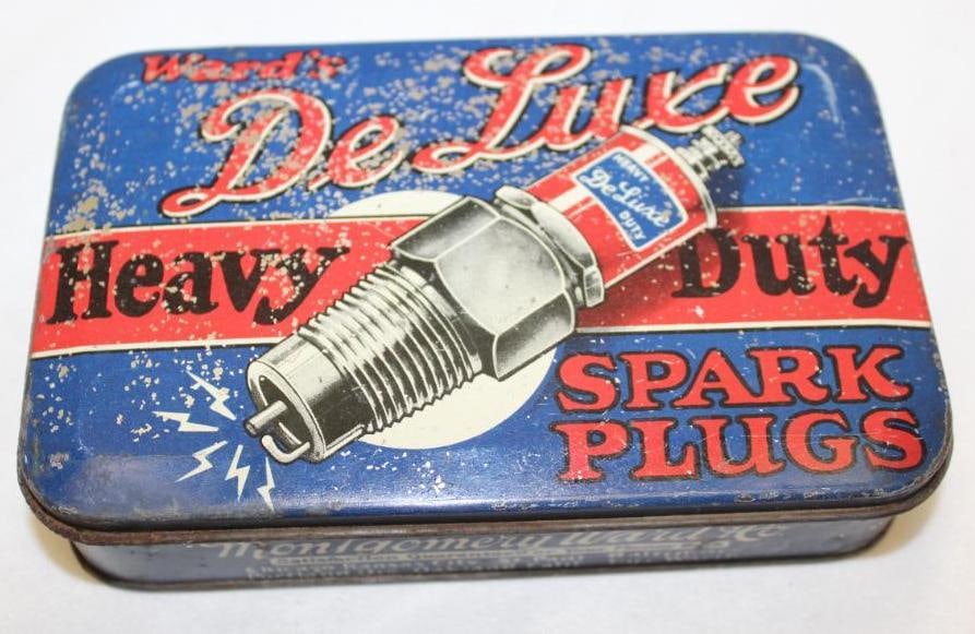 Wards Deluxe Heavy Duty Spark Plug Advertising Tin Display Box (1 of 4)