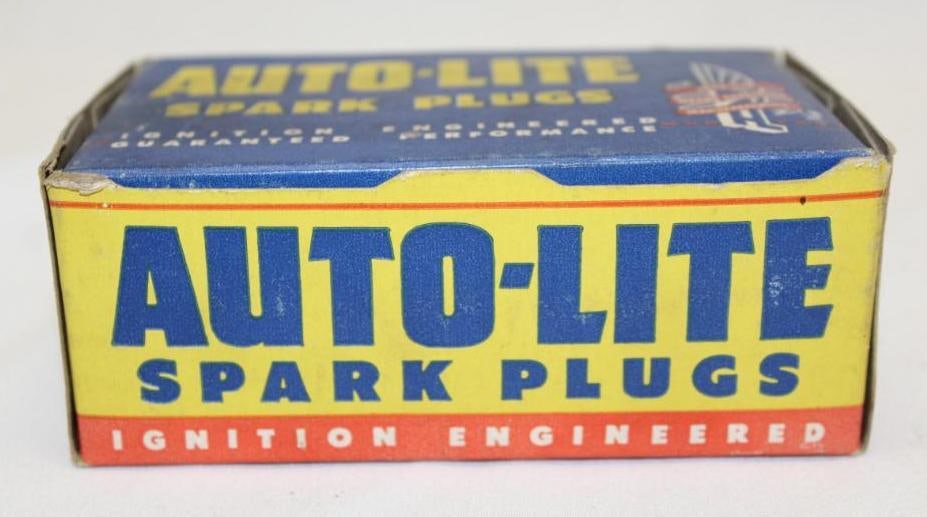 Auto-Lite Spark Plug Advertising Display Box (1 of 4)