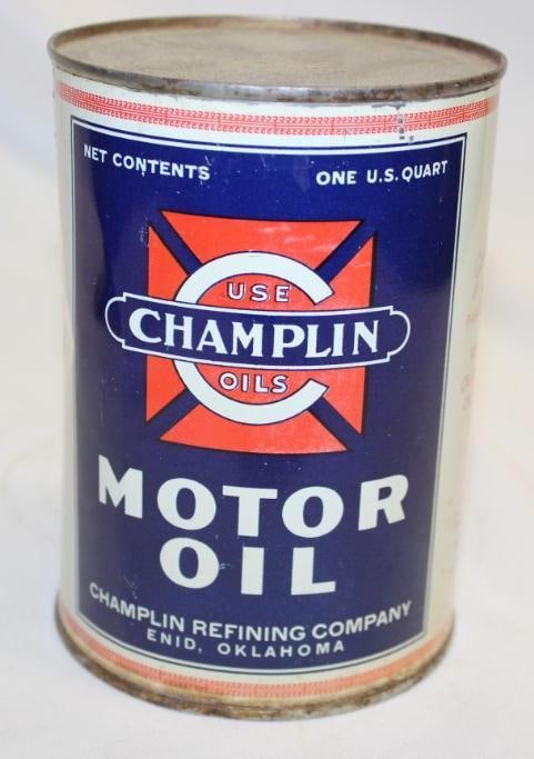 Champlin Metal One Quart Oil Can (1 of 4)