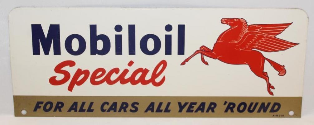 Mobil Special Pegasus Oil Can Rack Sign DST (1 of 7)