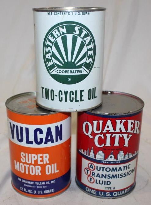 Group of 3 Quaker City, Vulcan, Eastern States Metal One Quart Oil Cans (1 of 2)