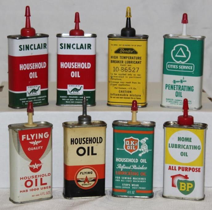 Group of 8 Handy Oiler Cans Flying A, Sinclair, Cities Service (1 of 2)