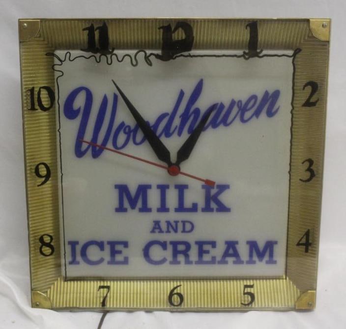 Woodhaven Milk & Ice Cream Advertising Light-Up Clock (1 of 4)