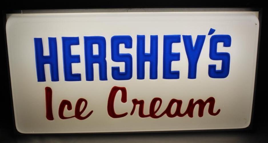 Hershey's Ice Cream Embossed Plastic Light-Up Sign (1 of 6)