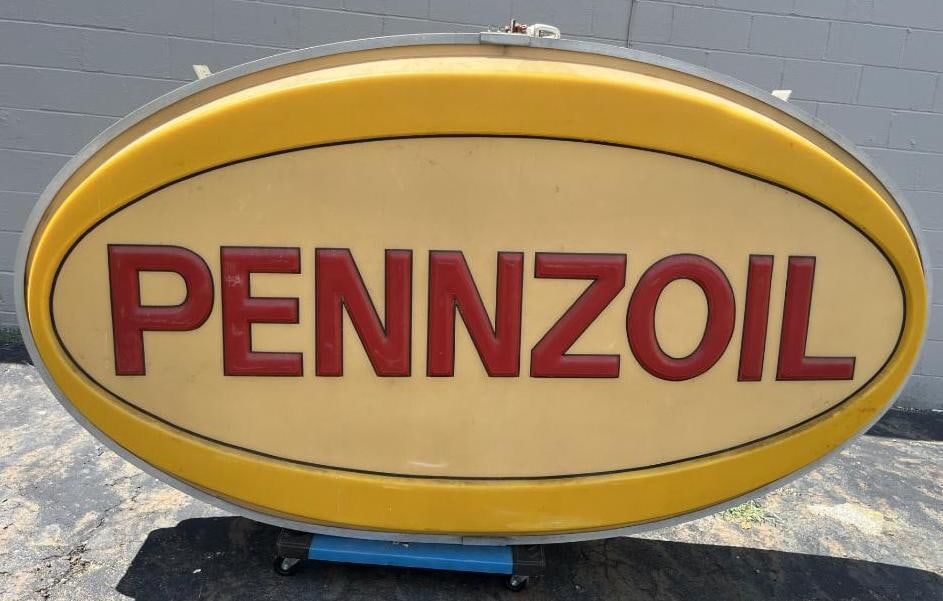 Large Pennzoil Embossed Plastic Adveritising Sign (1 of 3)