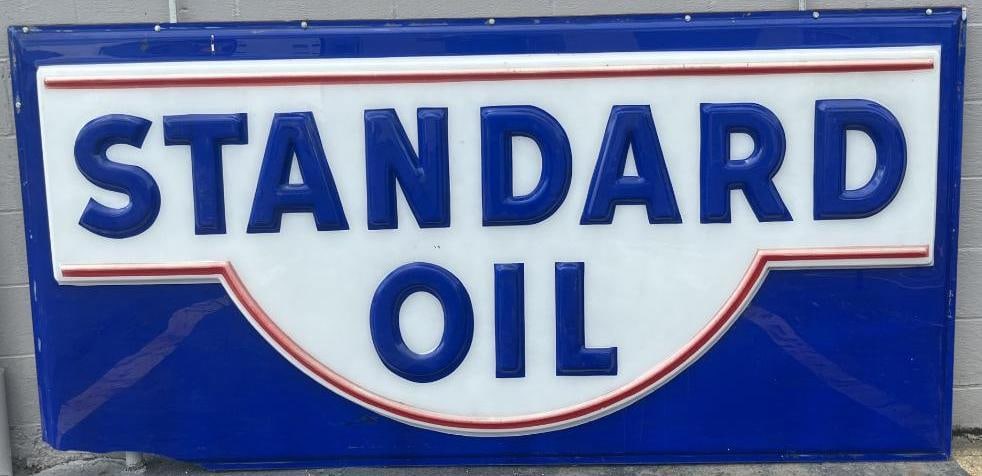 Large Standard of Kentucky Embossed Plastic Service Station Sign (1 of 5)