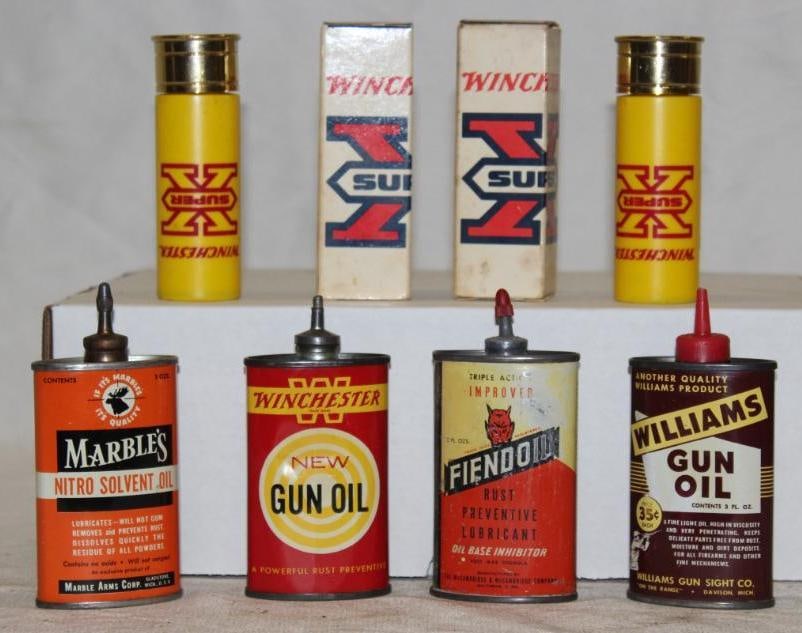 Group of 8 Gun Oiler Cans Williams, Winchester, Marble's, Fiendoil: 3 lead top, 4 Avon cologne bottles, largest 3oz