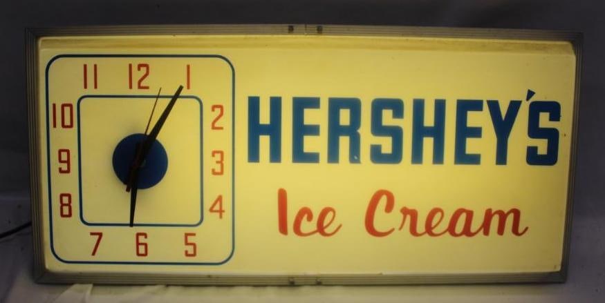 Hershey's Ice Cream Advertising Light-Up Clock (1 of 5)