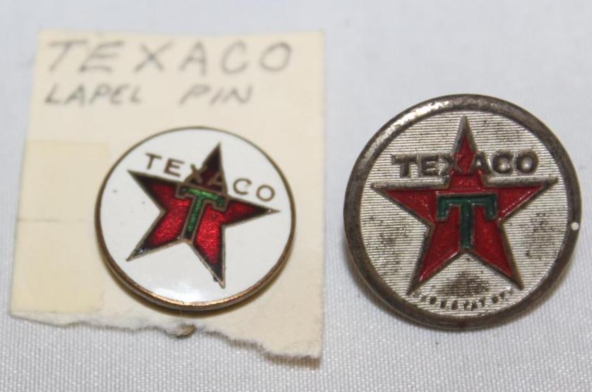 Group of 2 Texaco Service Station Badges (1 of 2)