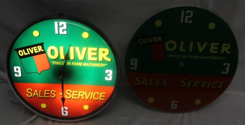 Group of 2 Oliver Farm Machinery Tractor Advertising Light-Up Clocks (1 of 8)