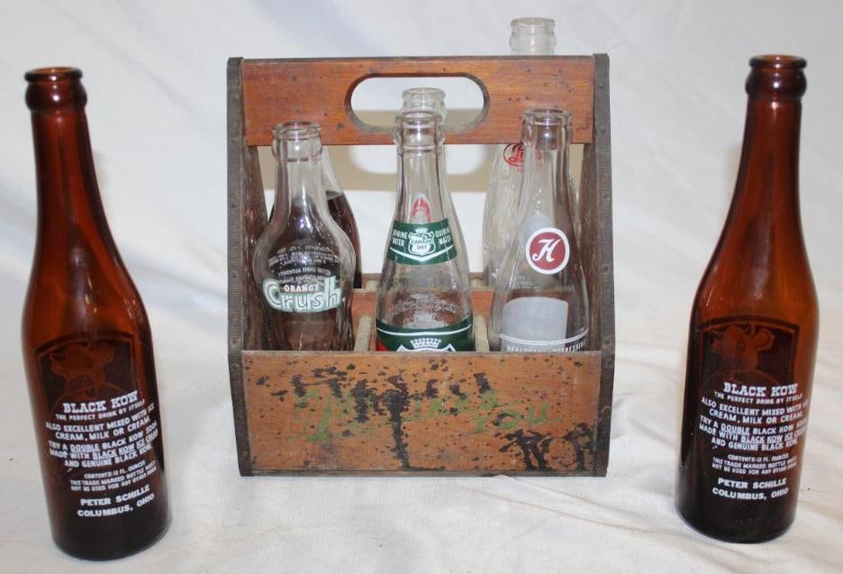 Group of 8 Soda Bottles in Carrier; Coke, Black Kow, Pepsi, Harvilla's, Crush, 7-Up (1 of 3)