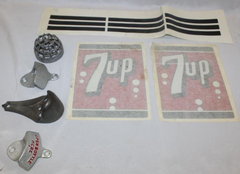 Group 7 of Soda Machine Cooler Accessories Bottle Openers 7-Up (1 of 3)